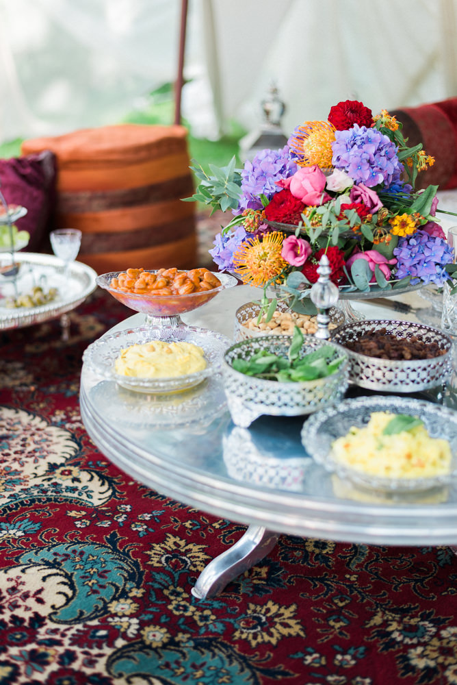 Bunte Orient Hochzeit in der Stadtflucht Bergmühle von Barbara Wenz Hochzeitsfotografie