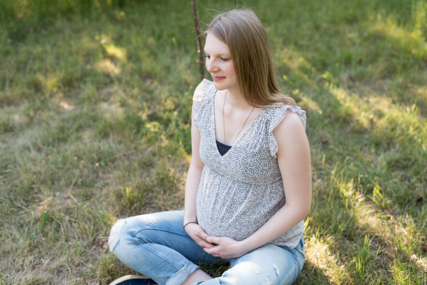 Babybauchfotos und Schwangerschaftssession in Wien in der Gärtnerei Jakubek