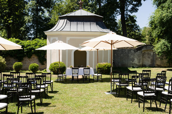 Schlosshochzeit in Niederösterreich fotografiert von Barbara Wenz