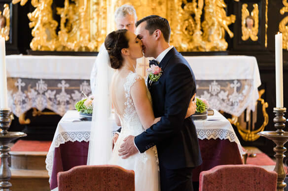 Schlosshochzeit in Niederösterreich fotografiert von Barbara Wenz